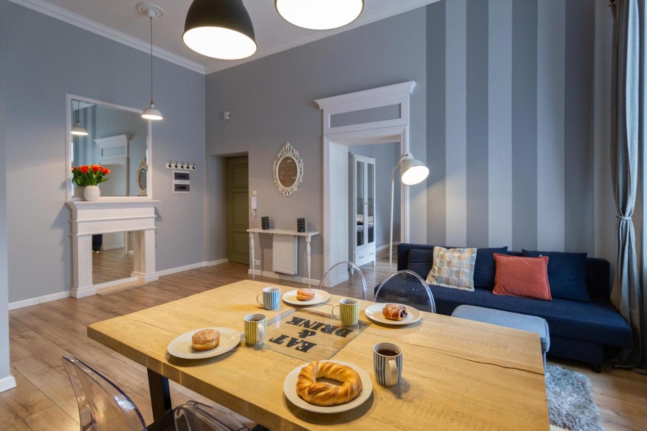 Heavenly Apartment Above Starbucks Cracovie Extérieur photo