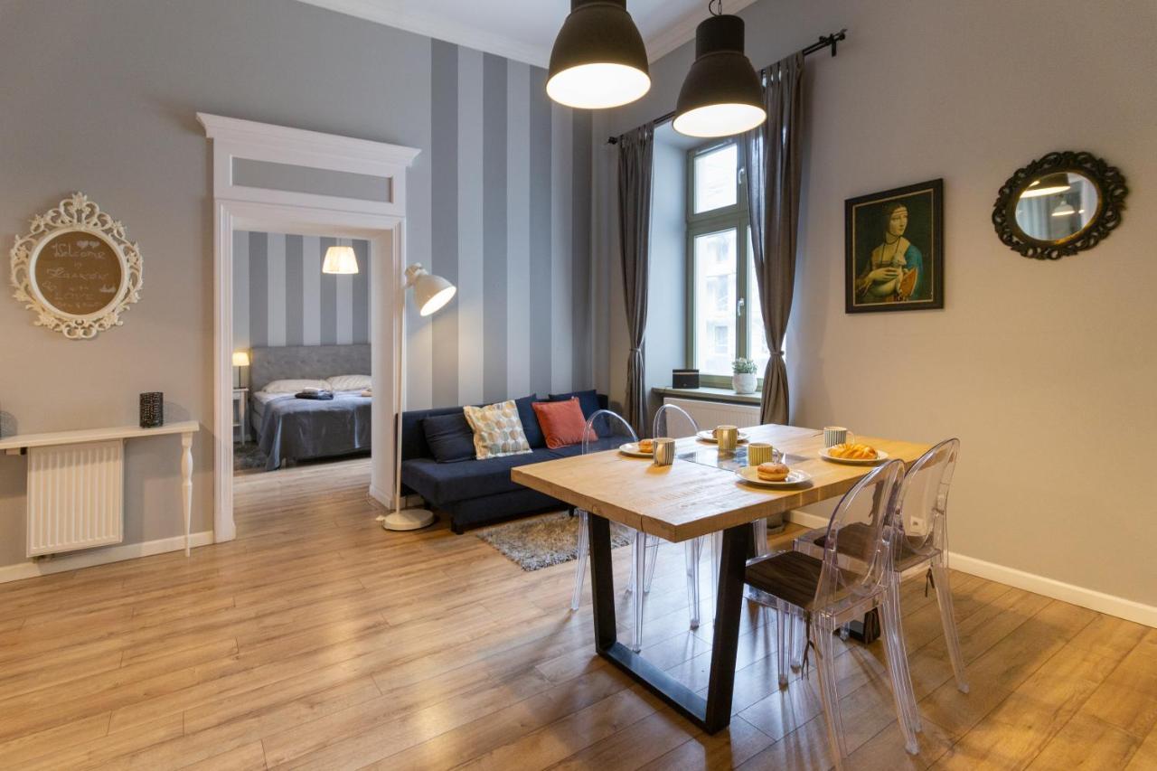 Heavenly Apartment Above Starbucks Cracovie Extérieur photo